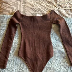 NWT American Eagle off the shoulder body suit (medium)